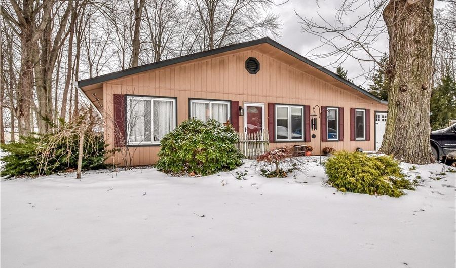 3401 Shomo Dr, Ashtabula, OH 44004 - 3 Beds, 2 Bath