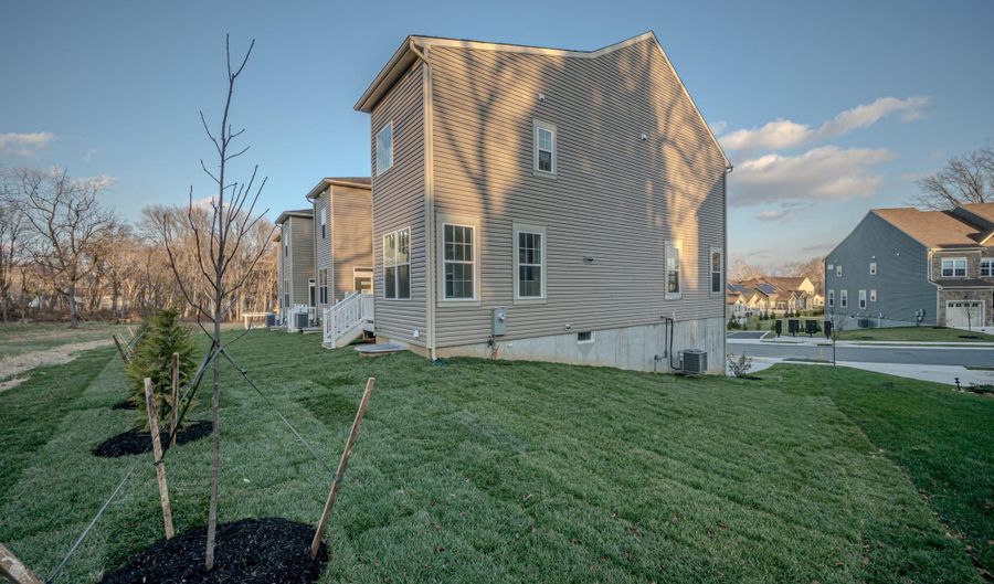 253 GROVE VIEW Dr, Hockessin, DE 19707 - 4 Beds, 4 Bath