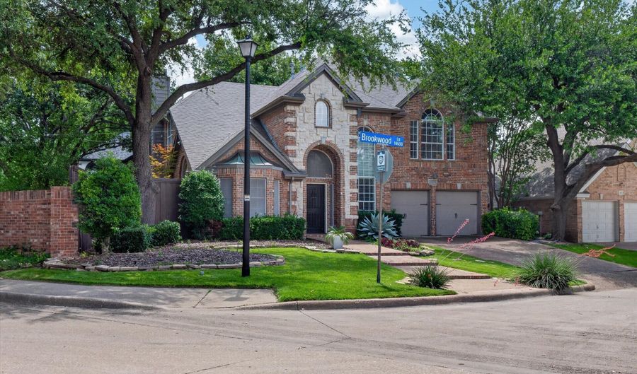14616 Brookwood Ln, Addison, TX 75001 - 3 Beds, 3 Bath