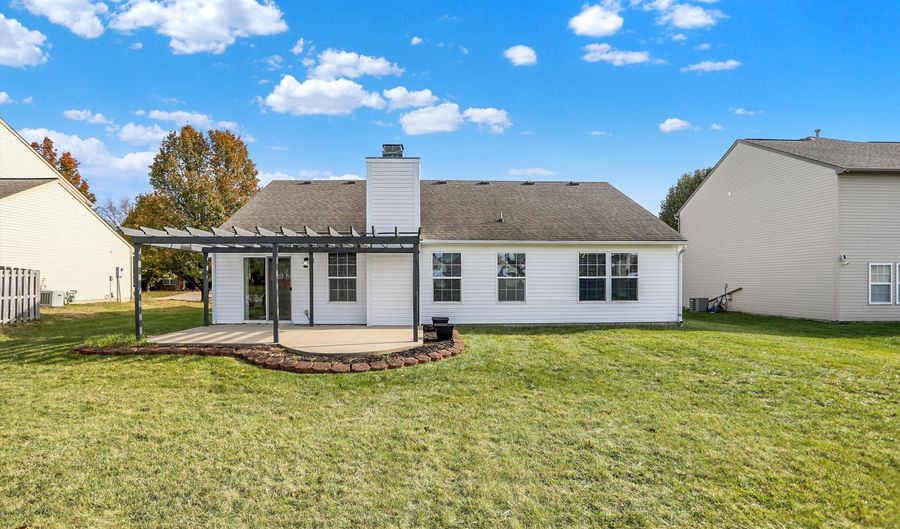 1906 Spring Beauty Dr, Avon, IN 46123 - 3 Beds, 2 Bath