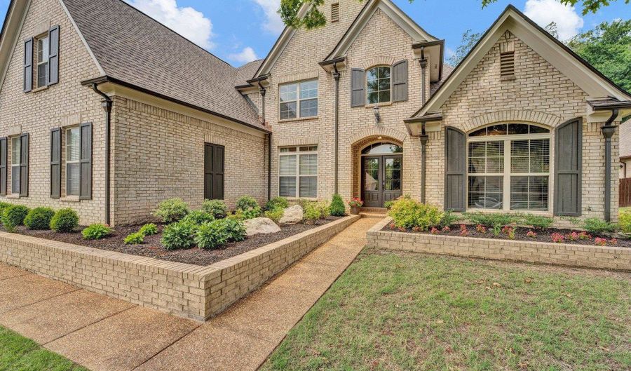 5967 CARTERS Blf, Arlington, TN 38002 - 4 Beds, 4 Bath