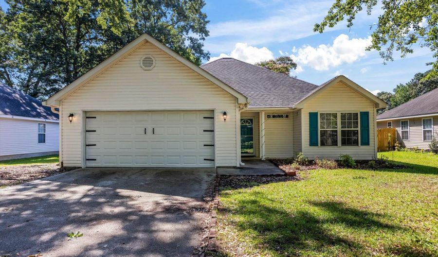 404 Pine Ave SE, Aiken, SC 29803 - 3 Beds, 2 Bath