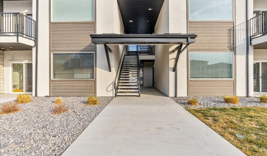 1079 W 420 S 102, American Fork, UT 84003 - 3 Beds, 2 Bath