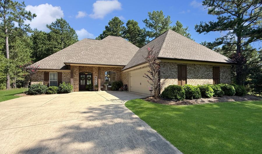 1178 Sanctuary Dr, Brandon, MS 39042 - 4 Beds, 2 Bath