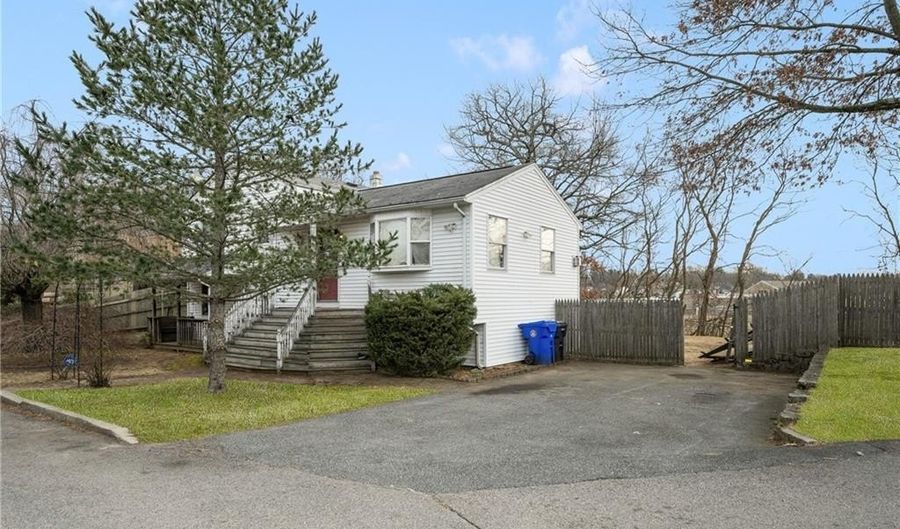 58 Manning St, North Providence, RI 02911 - 3 Beds, 2 Bath