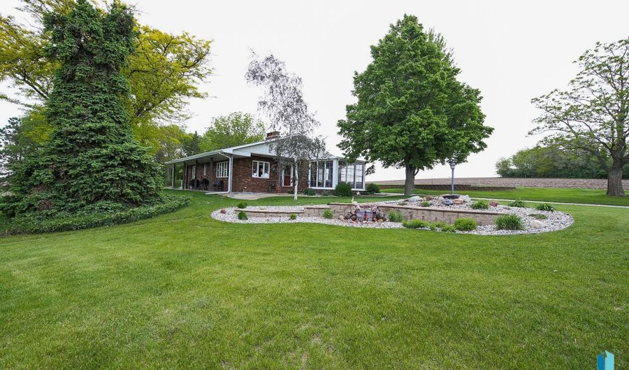 48224 266th St, Brandon, SD 57005 - 4 Beds, 2 Bath