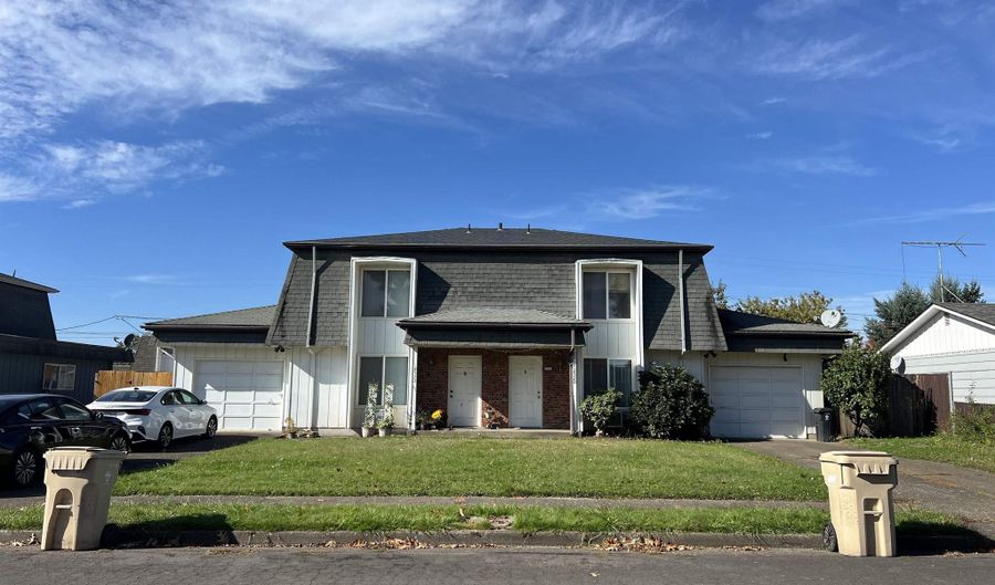 2522 2520 Main St SE, Albany, OR 97322 - 2 Beds, 4 Bath