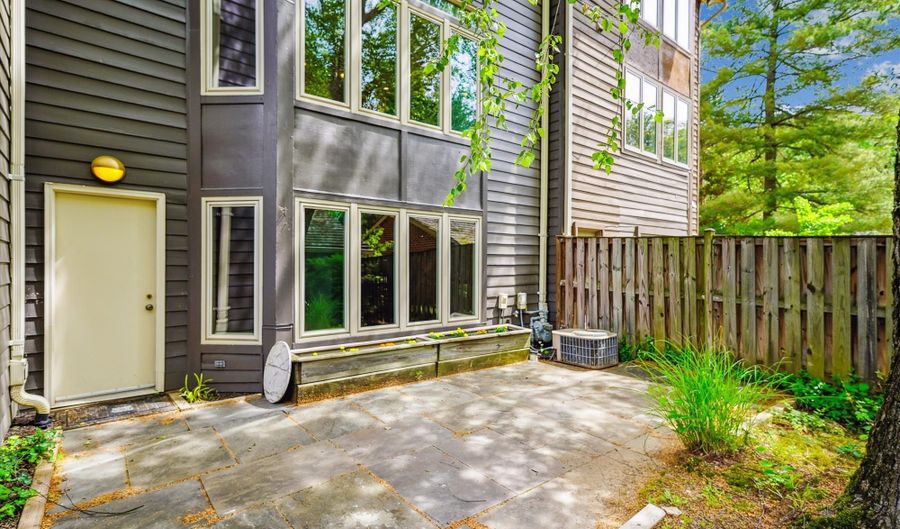 21 VALERIAN Ct, Rockville, MD 20852 - 3 Beds, 5 Bath
