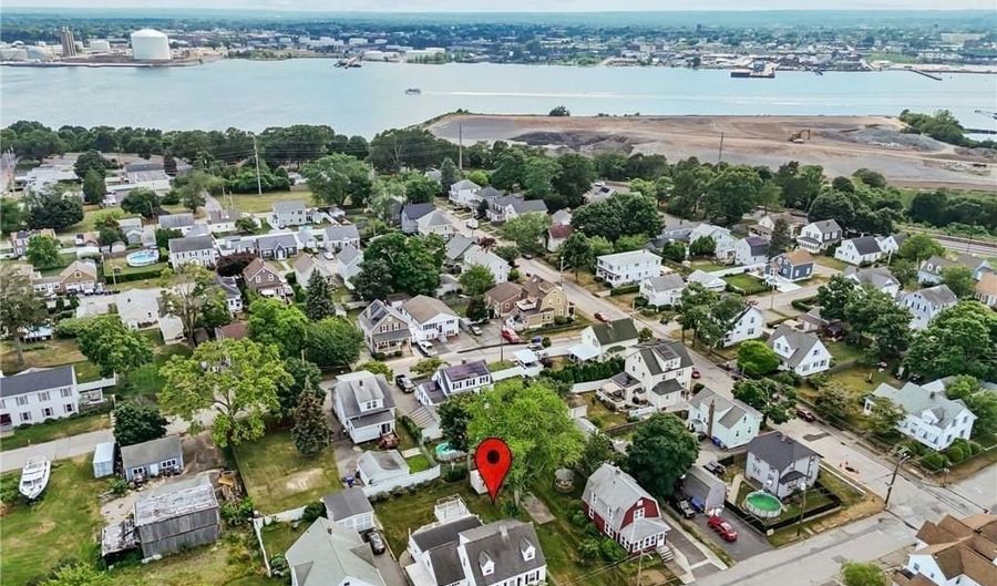 157 Schuyler Ave, East Providence, RI 02914 - 2 Beds, 2 Bath