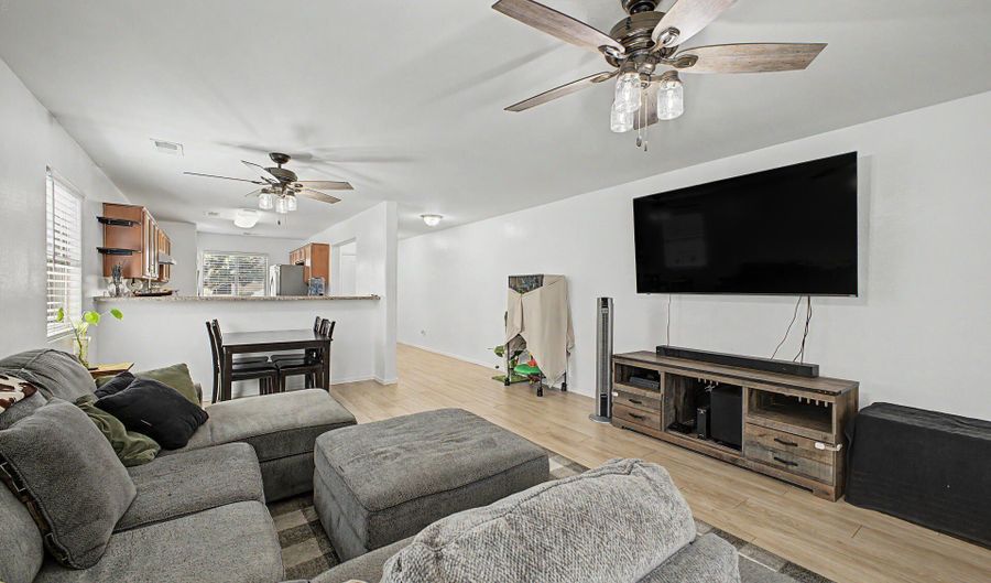 1859 W STAGECOACH St, Apache Junction, AZ 85120 - 3 Beds, 2 Bath