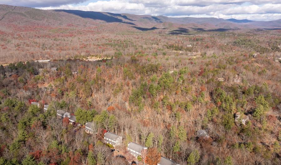 547- A KING, Basye, VA 22810 - 4 Beds, 4 Bath