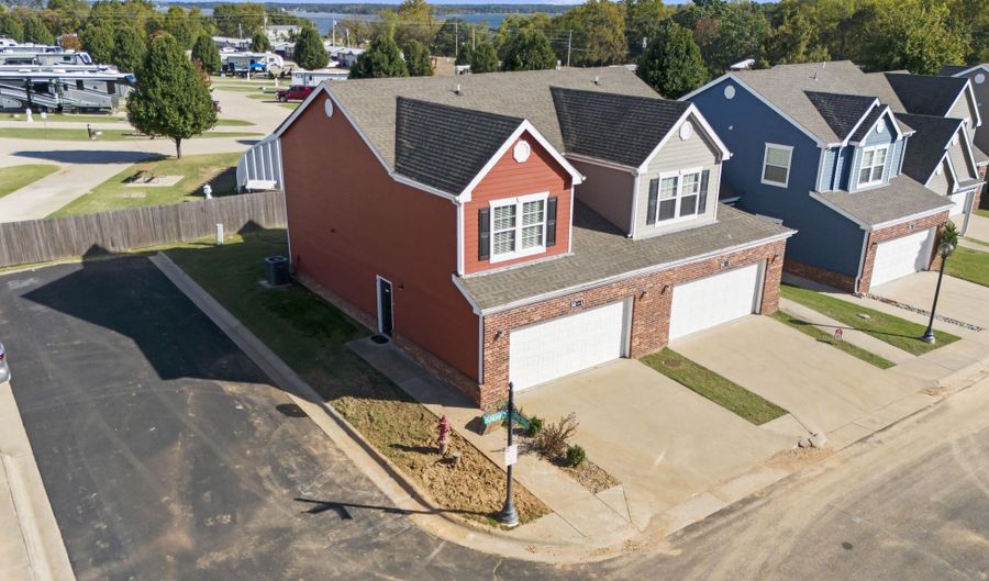 27950 S Highway 125 55-1, Monkey Island, OK 74331 - 2 Beds, 3 Bath