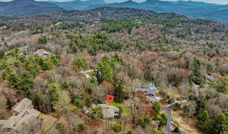 521 Azalea Ln, Cashiers, NC 28717 - 4 Beds, 4 Bath