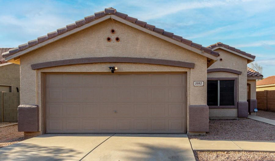 2082 W 23RD Ct, Apache Junction, AZ 85120 - 3 Beds, 2 Bath