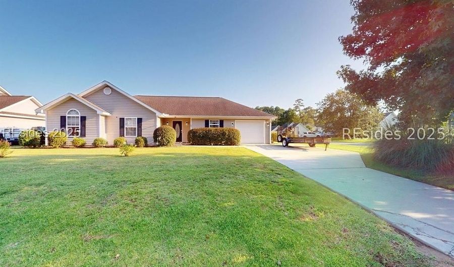 84 Wintergreen Dr, Beaufort, SC 29906 - 3 Beds, 2 Bath