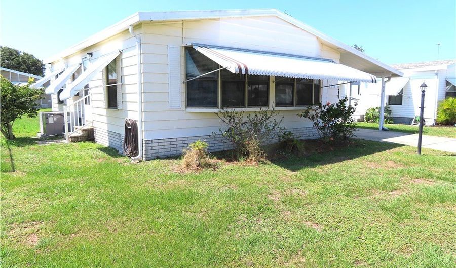 910 Dogwood Dr, Barefoot Bay, FL 32976 - 2 Beds, 2 Bath