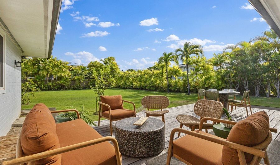 157 Makawao St, Kailua, HI 96734 - 5 Beds, 3 Bath