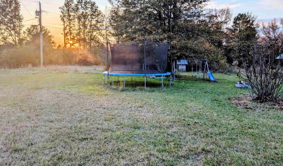 102 Ouachita 97, Bearden, AR 71720 - 3 Beds, 2 Bath