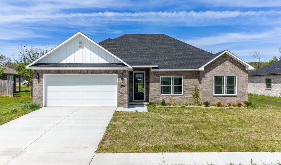 1310 Big Oak Dr, Alma, AR 72921 - 4 Beds, 2 Bath