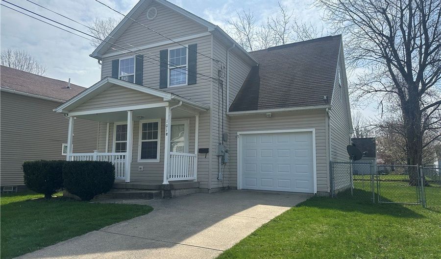 1012 W 34th St, Ashtabula, OH 44004 - 3 Beds, 2 Bath
