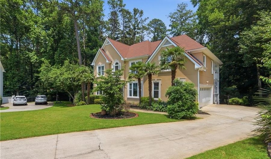 355 Chelsey Ct, Alpharetta, GA 30004 - 4 Beds, 5 Bath