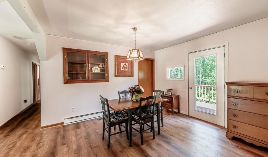 1856 LOST MOUNTAIN Rd, Aroda, VA 22709 - 3 Beds, 2 Bath