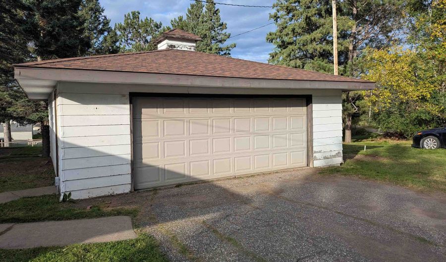 314 S Arlington Ave, Duluth, MN 55811 - 2 Beds, 2 Bath