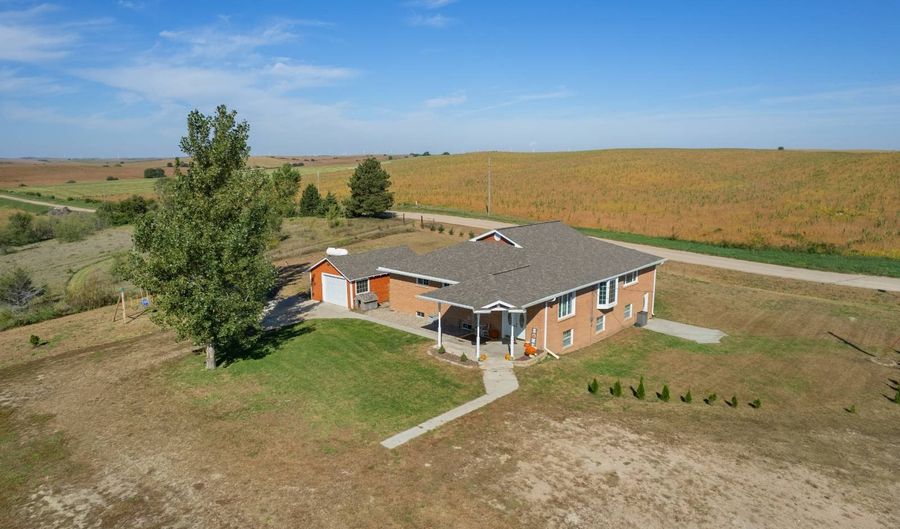 1703 310th Ave, Albion, NE 68620 - 3 Beds, 2 Bath