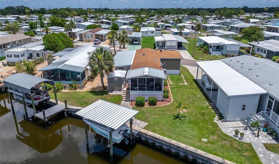 108 W SAINT ANNES Cir, Apollo Beach, FL 33572 - 3 Beds, 2 Bath