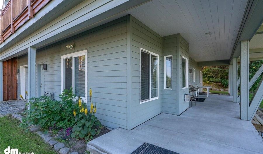 16440 Chasewood Ln, Anchorage, AK 99516 - 2 Beds, 1 Bath