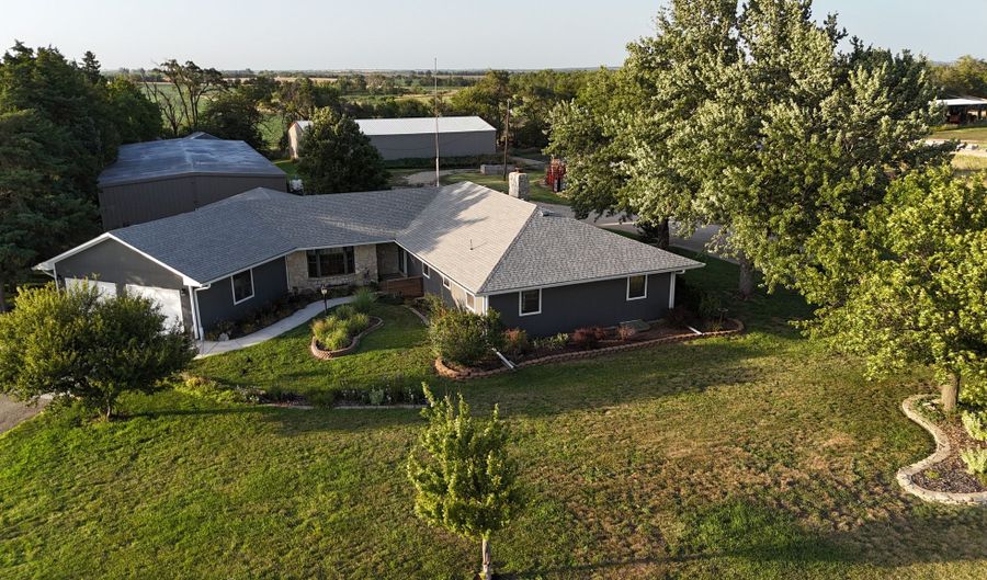 TBD 2900 Ave, Abilene, KS 67410 - 5 Beds, 2 Bath