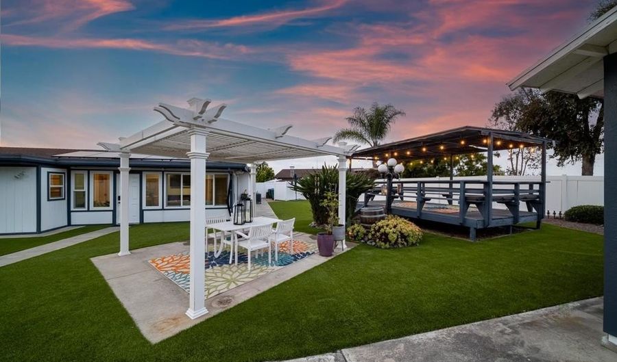 3923 San Pablo Ave, Oceanside, CA 92057 - 3 Beds, 2 Bath