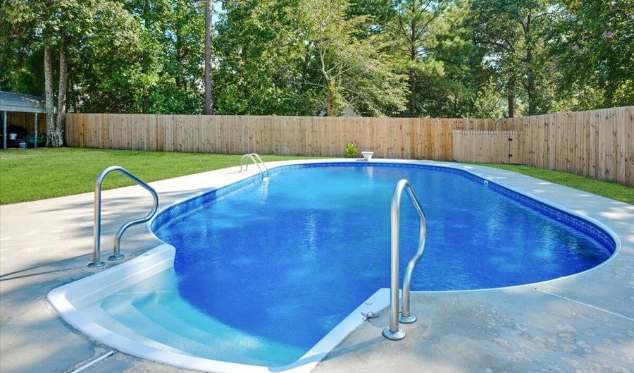 703 Creekridge Rd, Aiken, SC 29803 - 3 Beds, 2 Bath