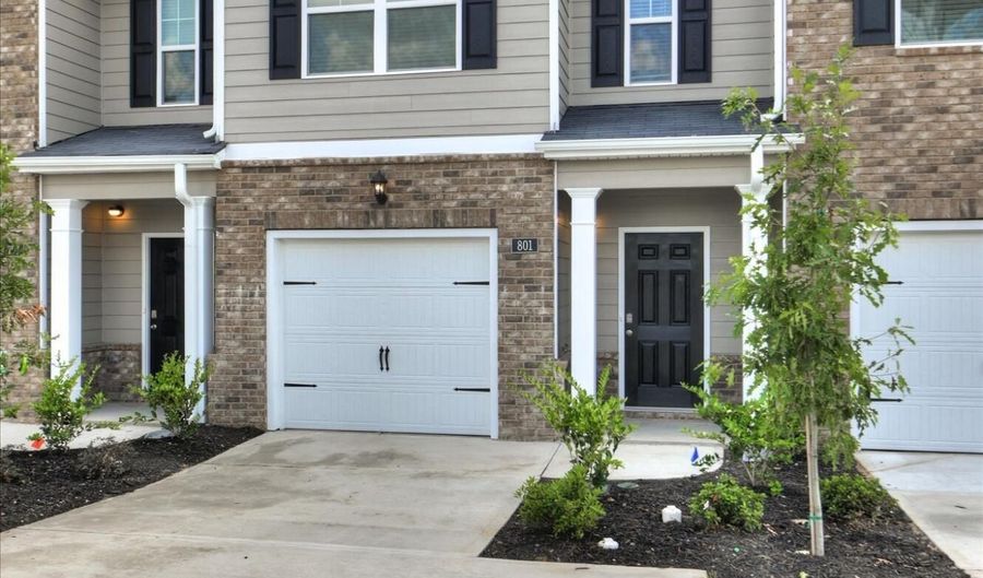 801 Grovebury Ct, Aiken, SC 29801 - 3 Beds, 3 Bath