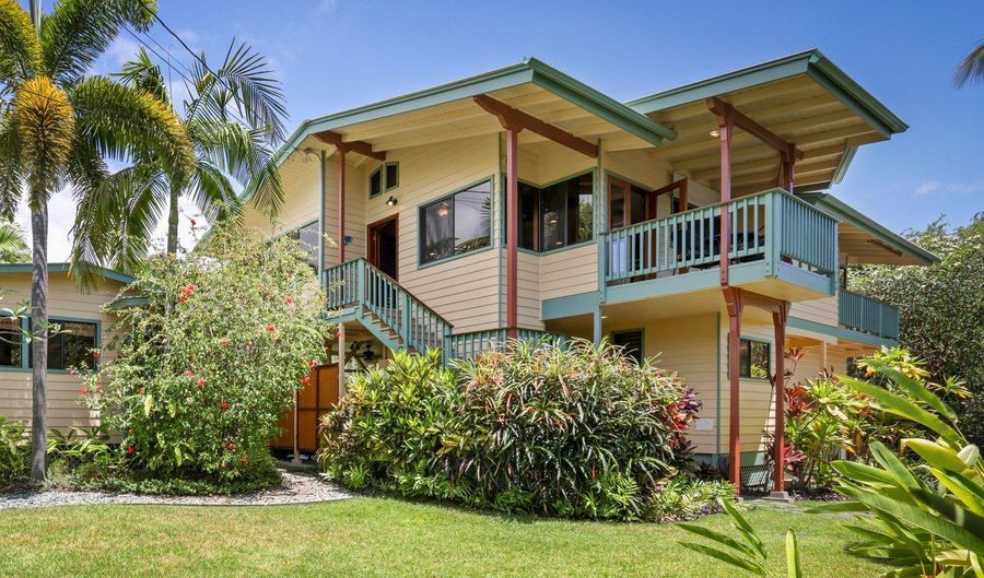 82-6289 KAHAULOA St, Captain Cook, HI 96704 - 3 Beds, 3 Bath