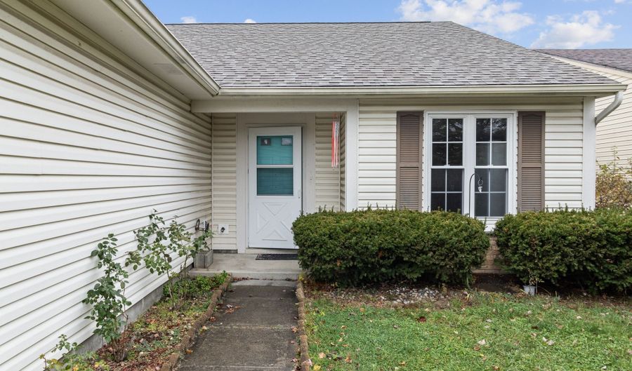 1464 Kincannon Ln, Indianapolis, IN 46217 - 3 Beds, 2 Bath