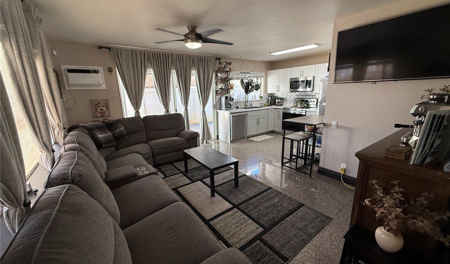 91-1036 E Hoomaka St 26, Ewa Beach, HI 96706 - 3 Beds, 3 Bath