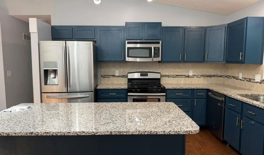 2246 Louie Dr, Arnold, MO 63010 - 3 Beds, 2 Bath