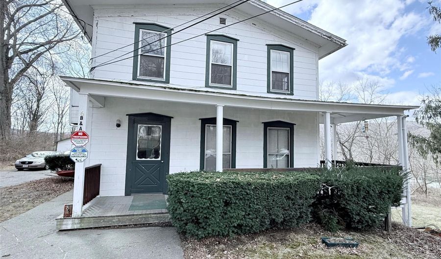 6 Depot Hill Rd 3, Amenia, NY 12501 - 3 Beds, 1 Bath