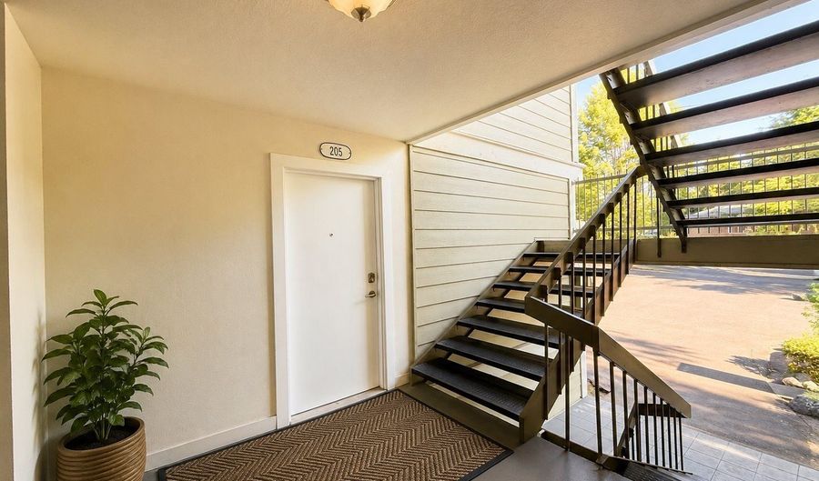 13320 SW ALLEN Blvd 205, Beaverton, OR 97005 - 2 Beds, 1 Bath