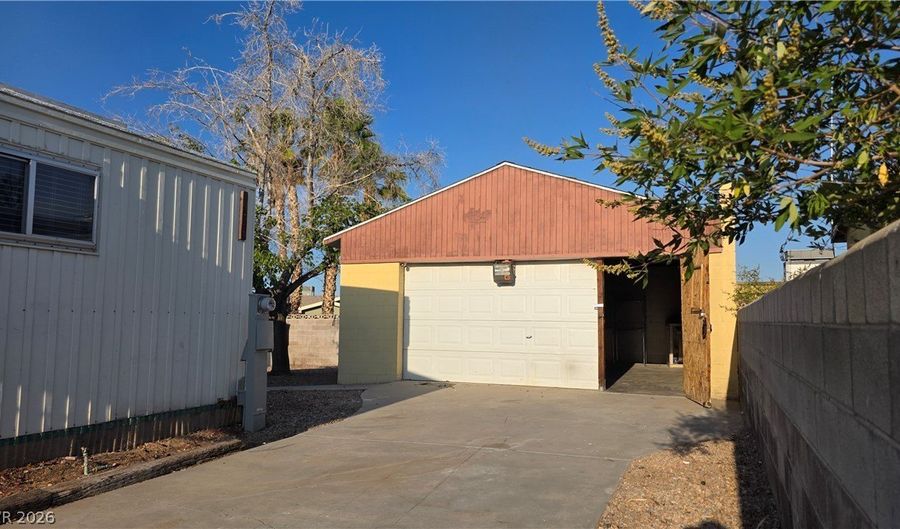 1316 Aspen Dr, Boulder City, NV 89005 - 2 Beds, 2 Bath