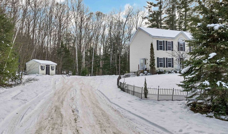 6 Cascade Rd, Campton, NH 03223 - 3 Beds, 3 Bath