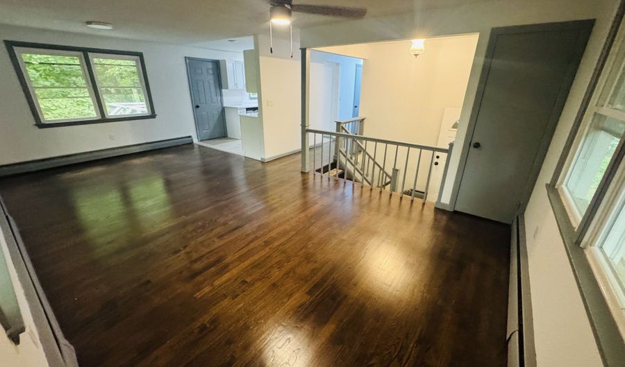 6 Elaine St, Bozrah, CT 06334 - 3 Beds, 2 Bath