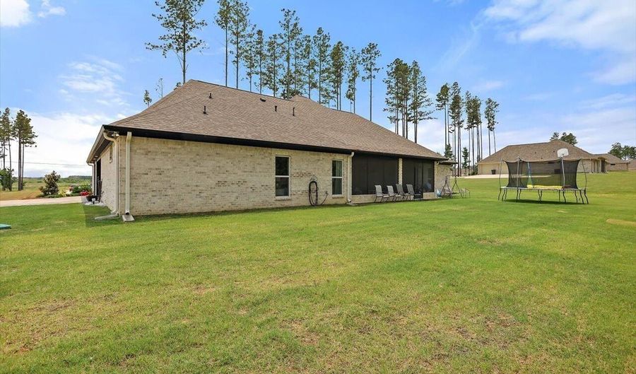 221 Lost Oak Ln, Brandon, MS 39047 - 4 Beds, 3 Bath