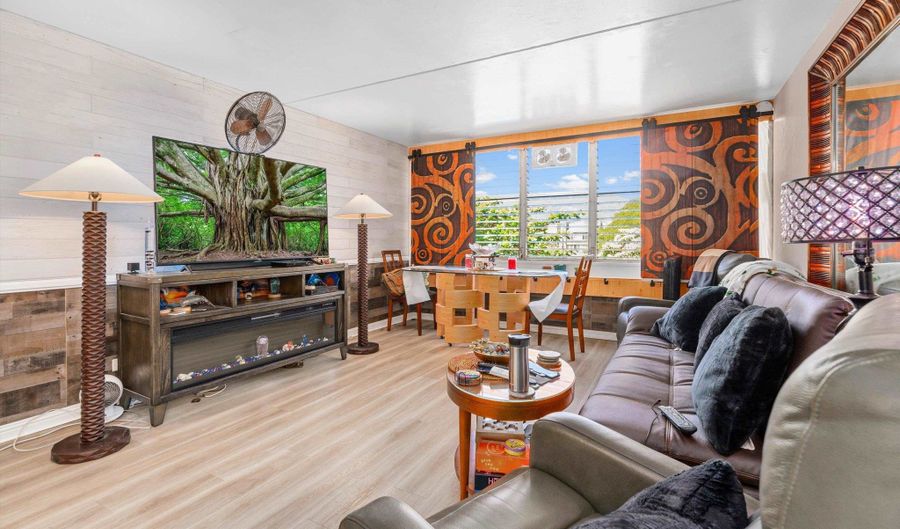 111 KAHULUI BEACH Rd B415, Kahului, HI 96732 - 2 Beds, 2 Bath