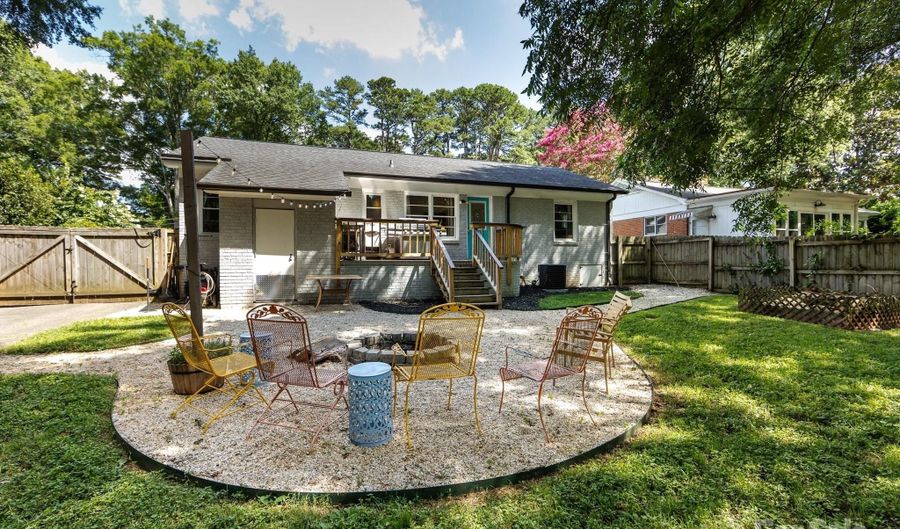 663 Mayview Dr, Charlotte, NC 28205 - 3 Beds, 1 Bath