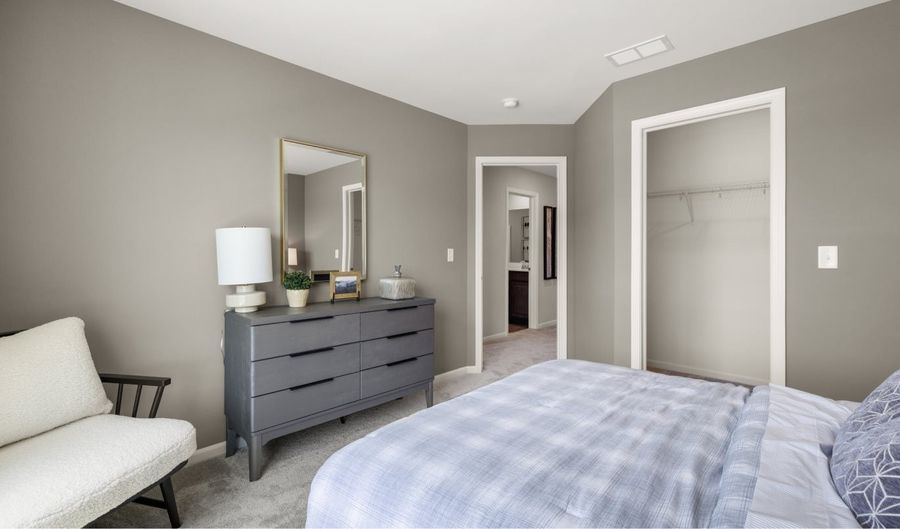 1221 Glenmont St, Algonquin, IL 60102 - 3 Beds, 3 Bath