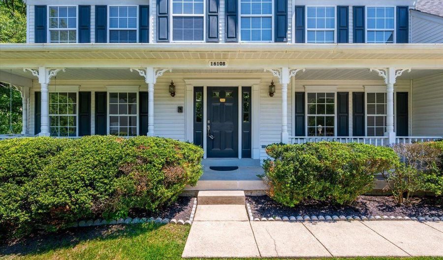 16108 ARROWROOT Ct, Bowie, MD 20716 - 5 Beds, 4 Bath