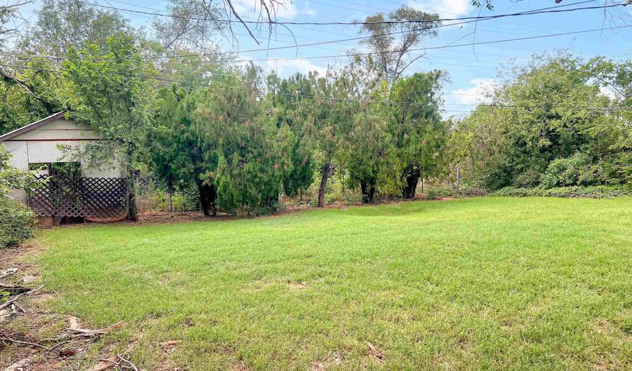 815 N Sunset, Alva, OK 73717 - 3 Beds, 1 Bath