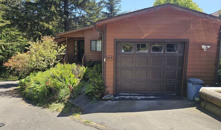 19921 WHALESHEAD Rd M4, Brookings, OR 97415 - 2 Beds, 2 Bath